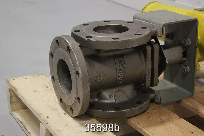 Unused Durco CB525 4" Air Operated 3-Way Valve #35598