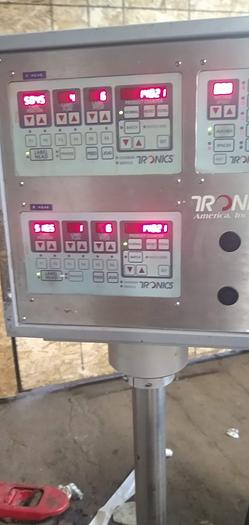 Usado Tronics Front & Back Pressure Sensitive Labeler