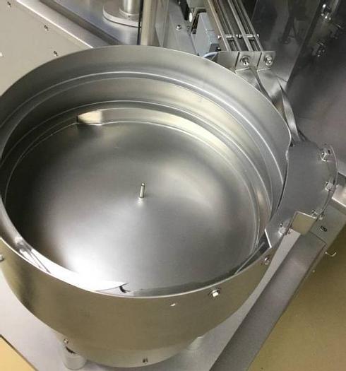 Used J 14035 D - Vial Filler / Stopper Inserter BAUSCH + STRÖBEL FFV 2010