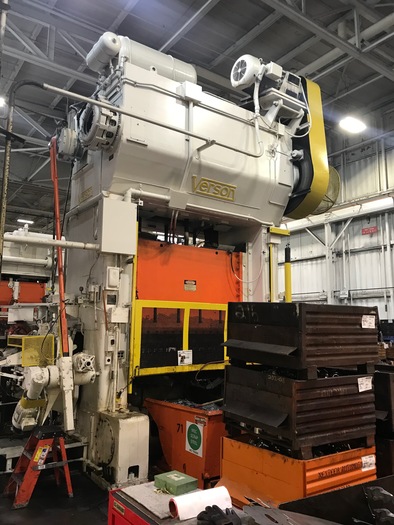 Used 600 TON VERSON SE2-600-96-54