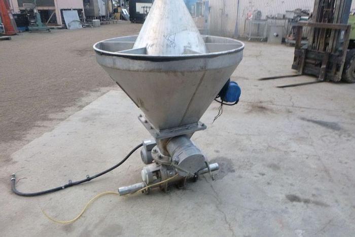 Used Hopper, 9 CF, S/St, 36" x 32", Conical, Air Lock Valve #S744141