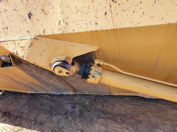 Used Bell B40 Bowl w/ Cylinders