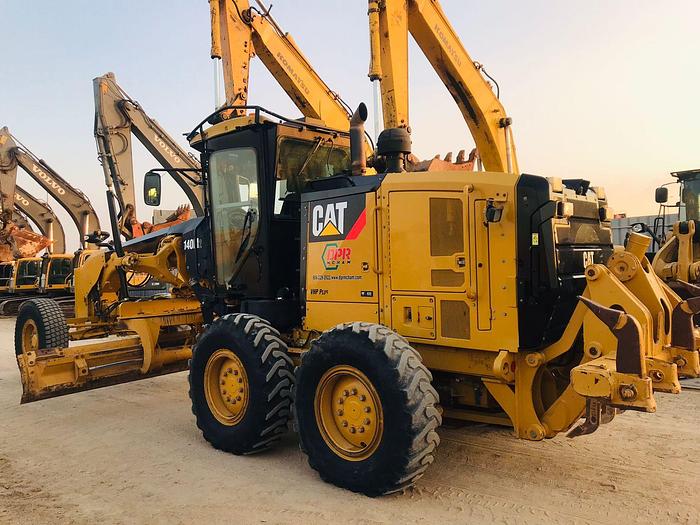 Used 2011 CAT 140M