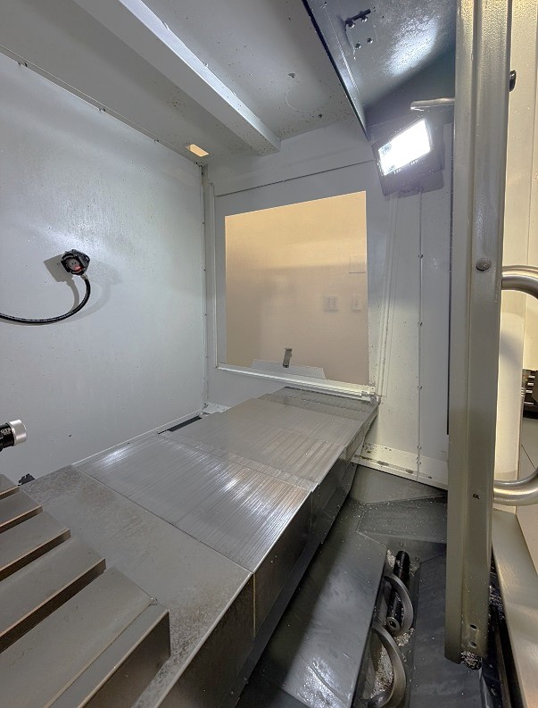 Used 2022 Haas VF4SS, 4th Axis Drive (only), Coolant Thru Spindle, Haas Probing, 30 Station ATC, HSM, PCool, Auger