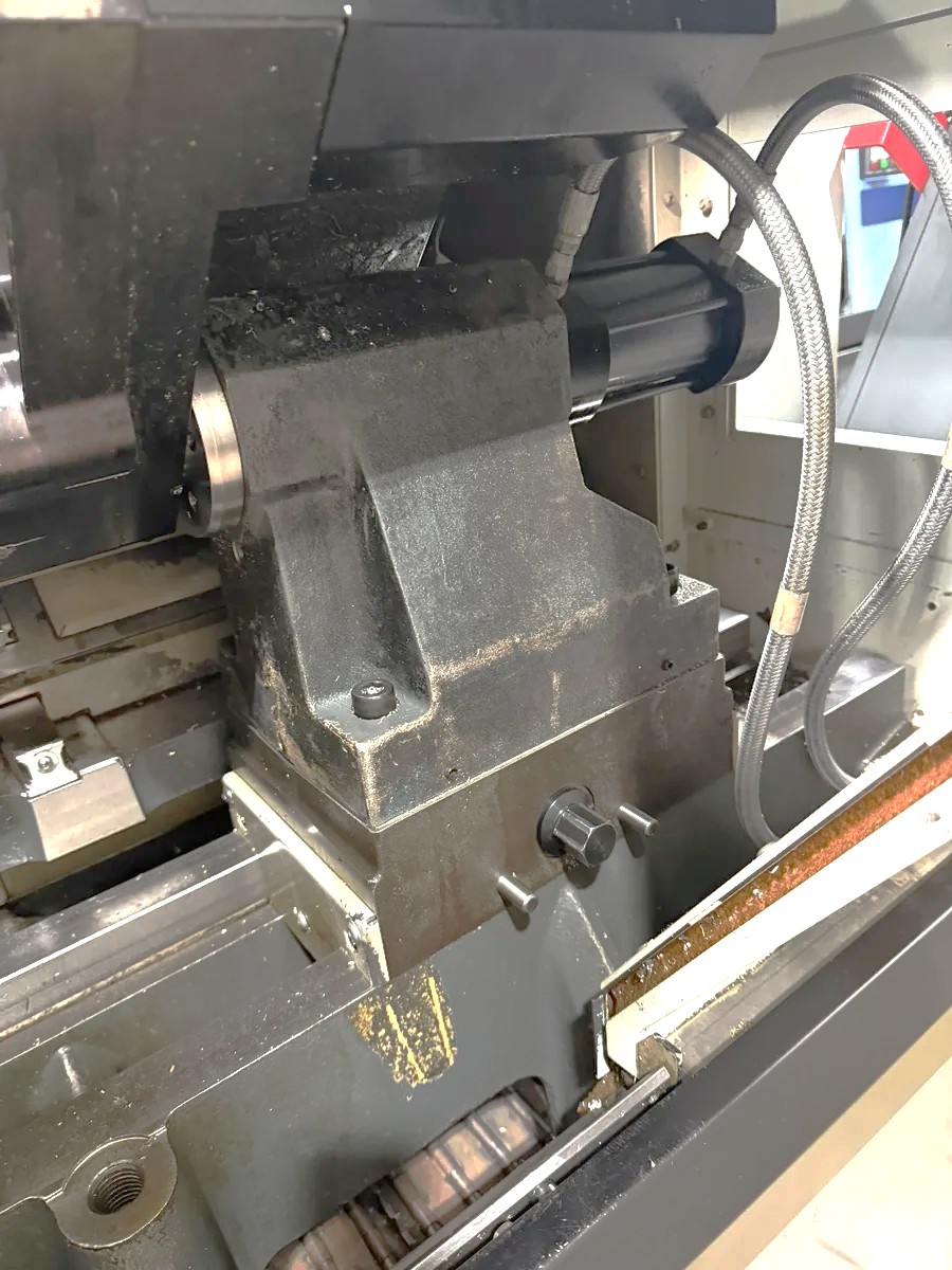 Used 2016 Haas ST-10Y with C Axis, Live Milling, Y Axis Capability, Tailstock, Tool Presetter, Chip Conveyor, 24 Station Turret, ONLY 4,667 Hours