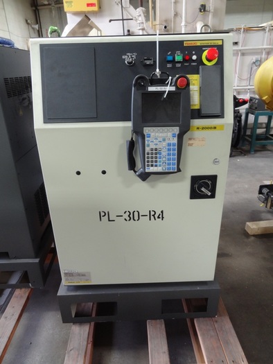 Used FANUC R2000iB/165F 6 AXIS CNC ROBOT