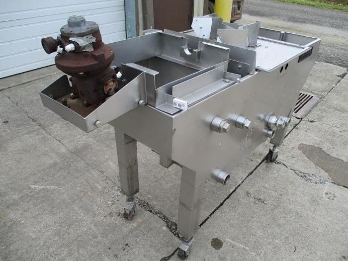 Used Townsend Brine Tank for Md# 1450 Missing Strainer