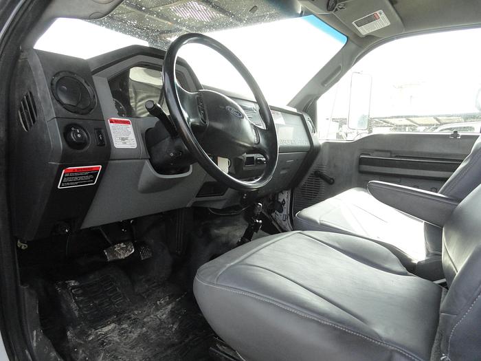 Used 2011 Ford/ Altec F750/ LRV56