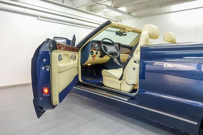 Usato AUTO BENTLEY AZURE CABIOLET