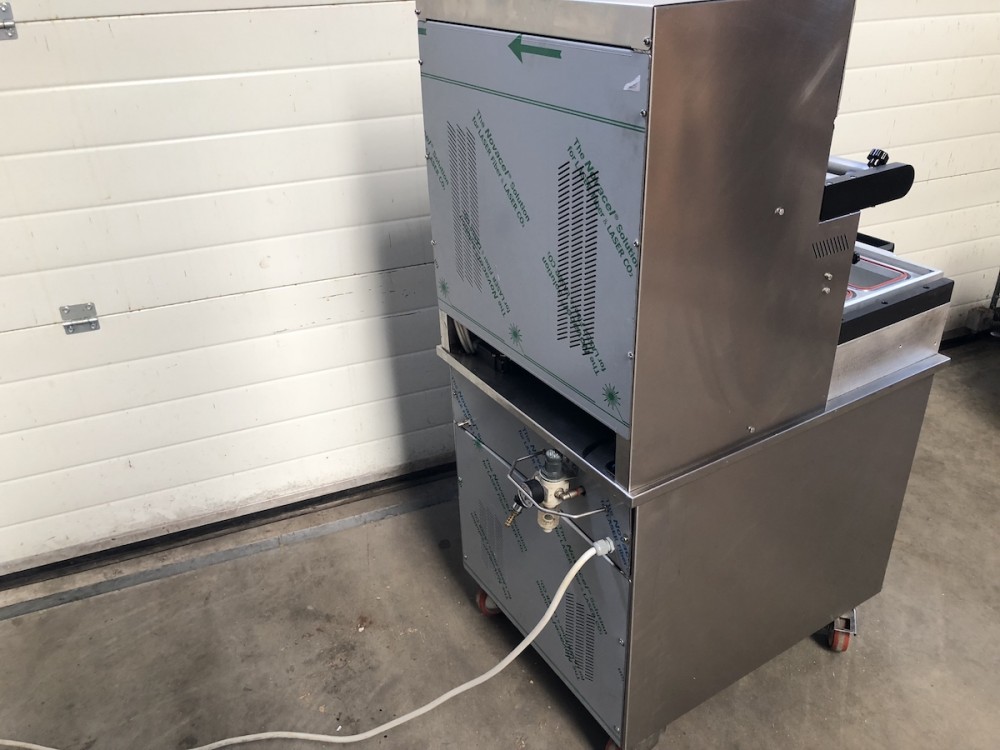 Used Henkovac MAP traysealing machine