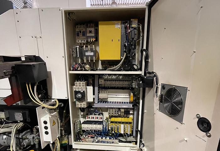 Used FUJI FS4-31 CNC GANG TOOL CNC LATHE WITH ROBOT LOADER