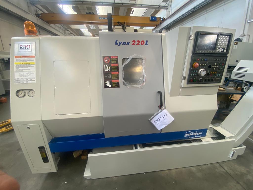 Used 2005 Doosan Daewoo LYNX 220 LC