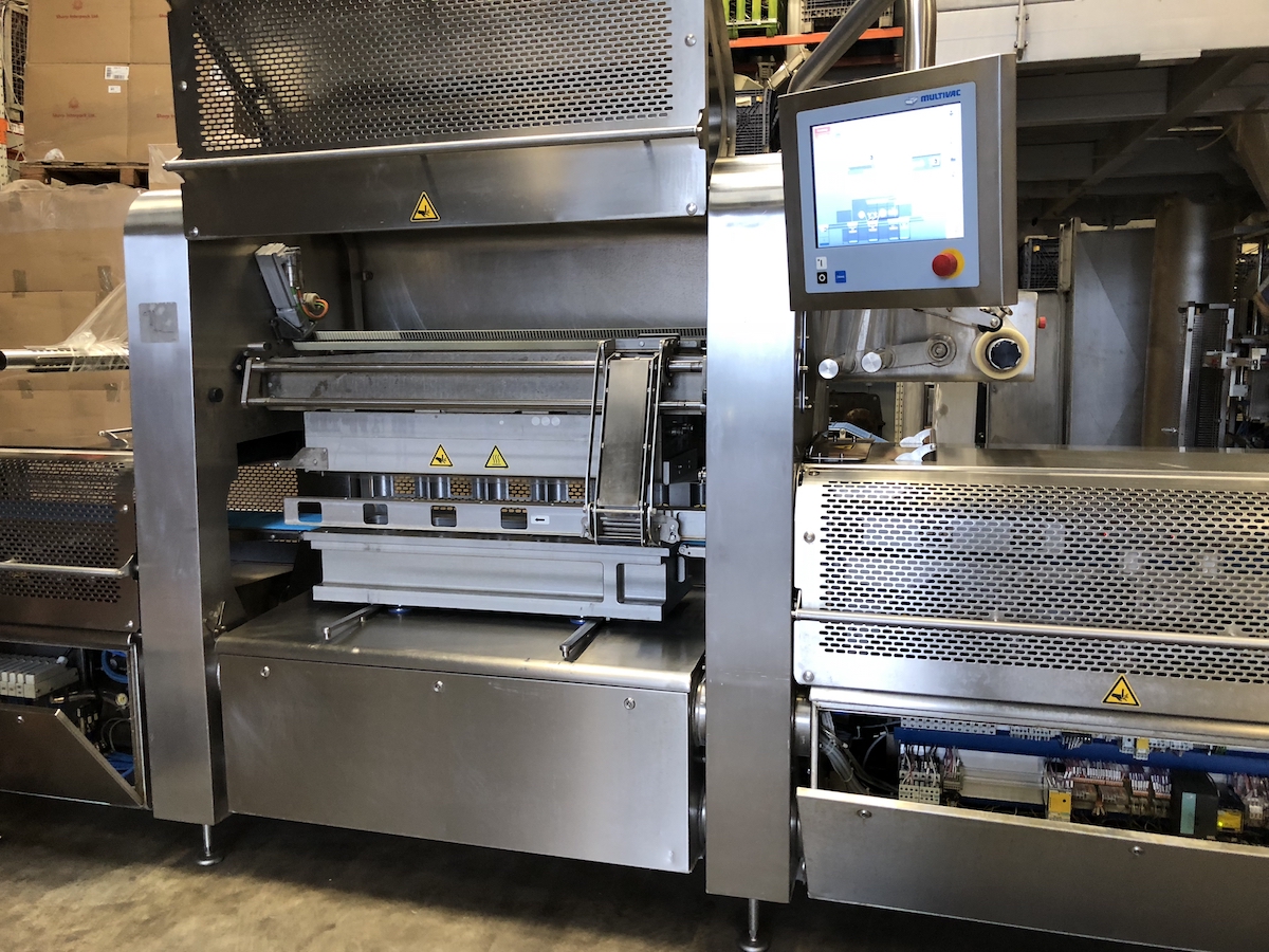 Used Multivac T800 high speed MAP traysealer