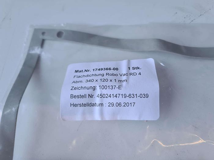 Used Qiagen Robo Vac RD 4