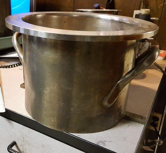 Used 2 GALLON ROSS MIX CAN – S/S – VACUUM