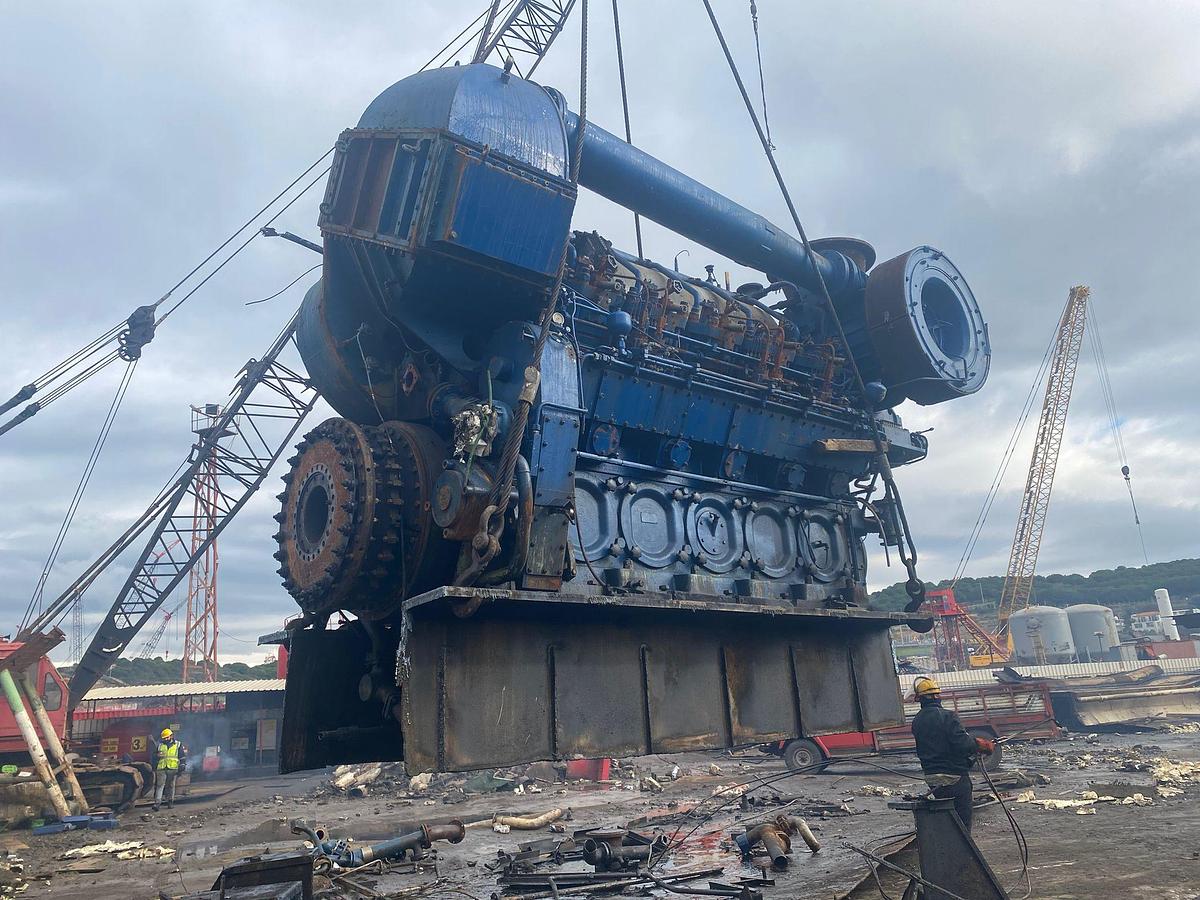 Used Wartsila Wichmann 10V28B Complete Engine