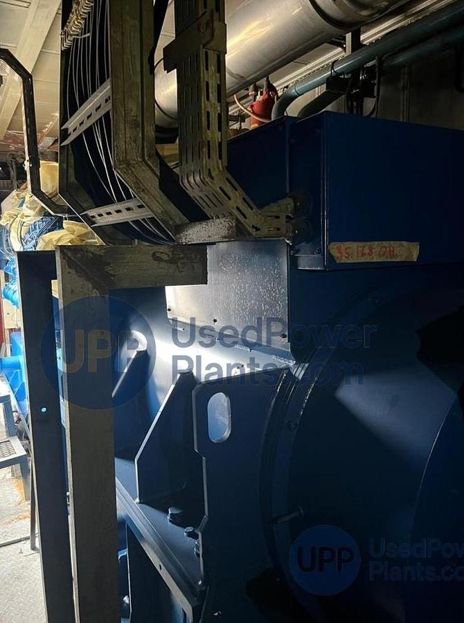 Used 2 MW 2012 MWM 2020V20 Containarised Gensets