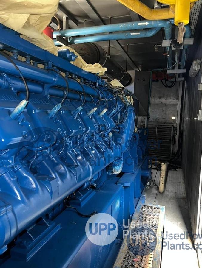 Used 2 MW 2012 MWM 2020V20 Containarised Gensets