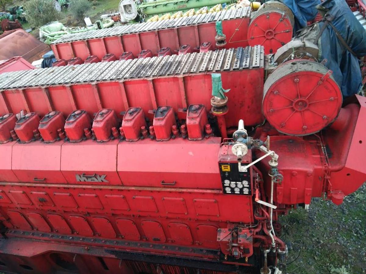 Used MaK 9M25 Engines