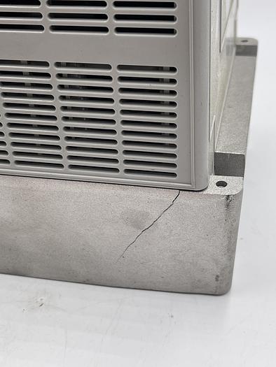 Used Allen-Bradley 20A D 014 A 3 AYNANCO Ser A ( Cracked)