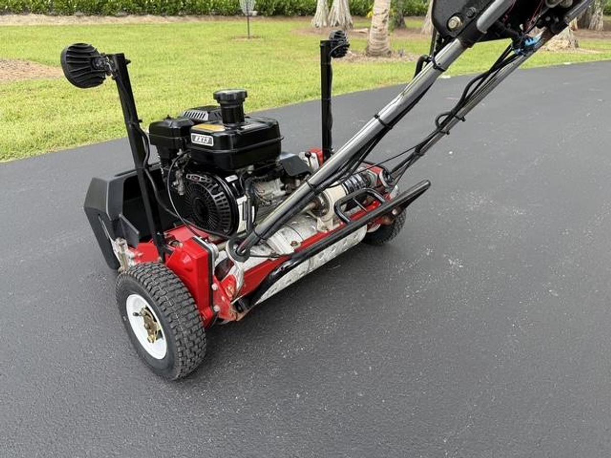 Used 2018 Toro Greensmaster 1600 Model 04056