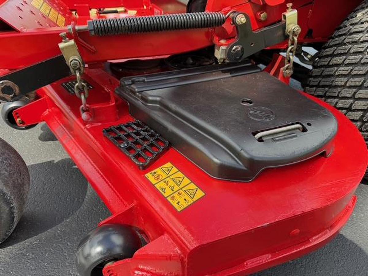 Used 2018 Toro Z Master 5000 Series 60″ Deck