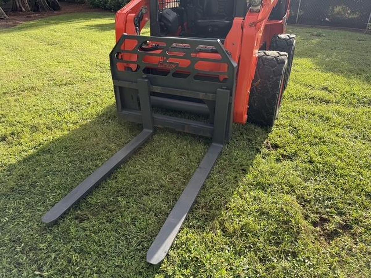Used 2017 Kubota SSV75