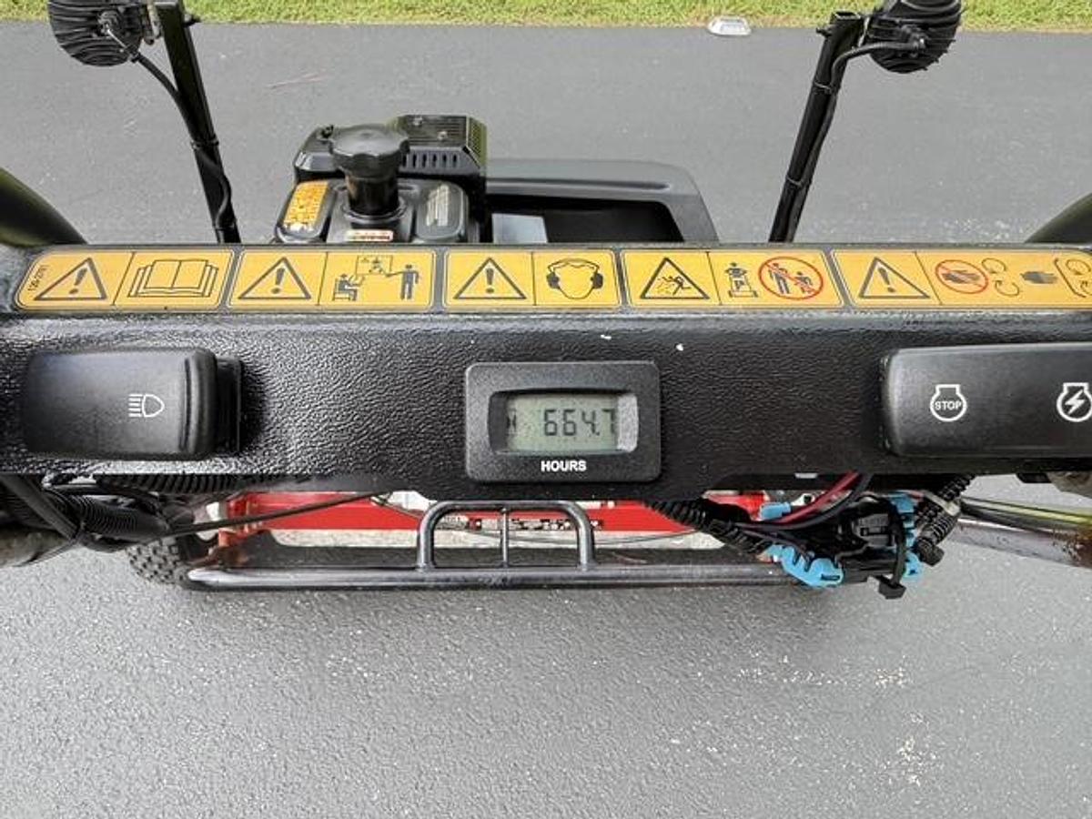Used 2018 Toro Greensmaster 1600 Model 04056