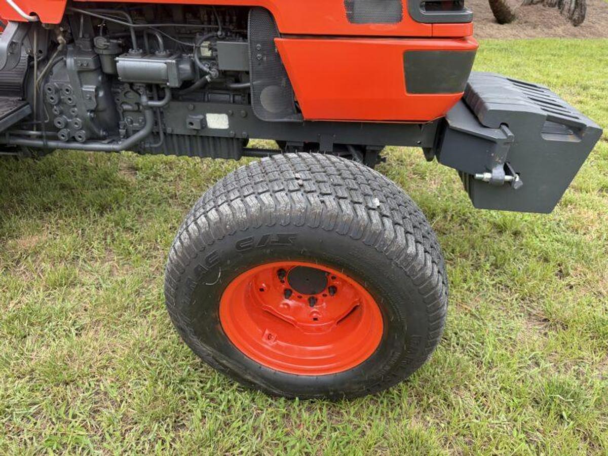Used 2017 Toro Pro-Core 1298 Model 09716
