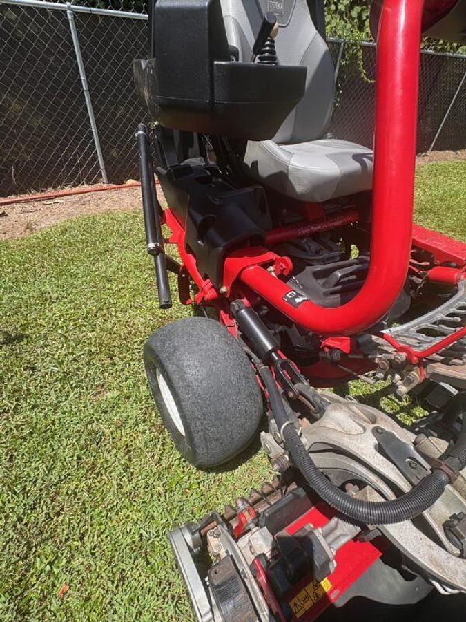 Used 2021 Greensmaster TriFlex 3320 Hybrid Greens Mower
