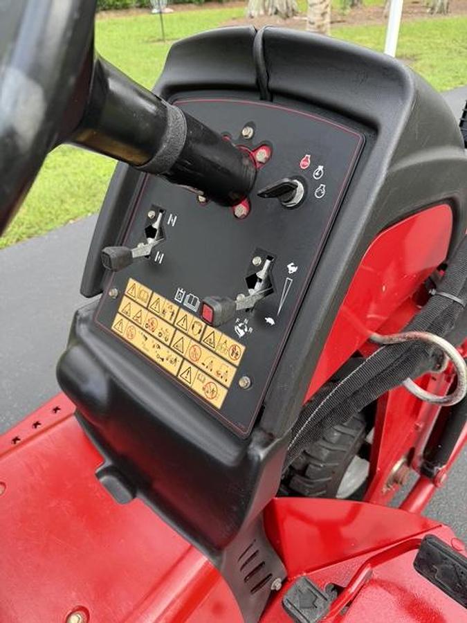 Used 2019 Toro SandPro 5040