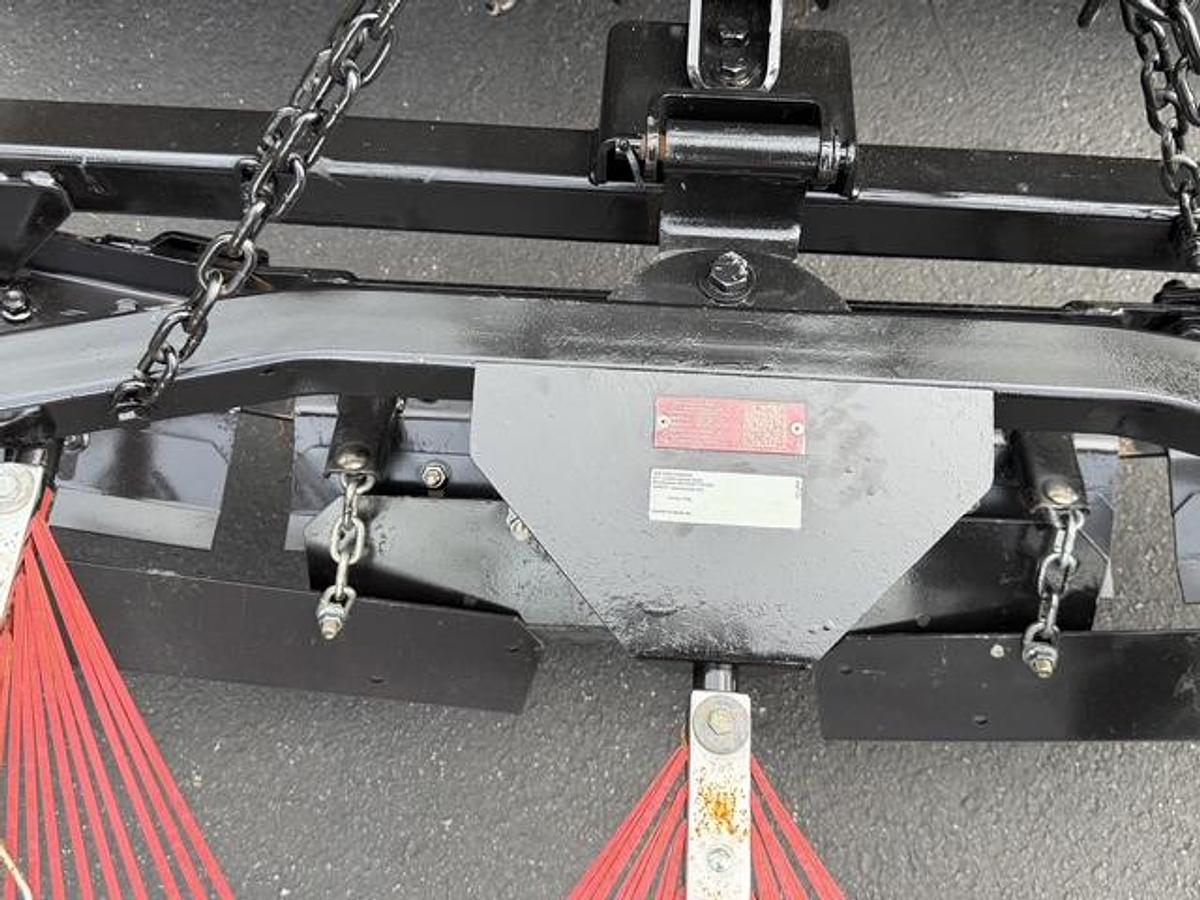 Used 2019 Toro SandPro 5040