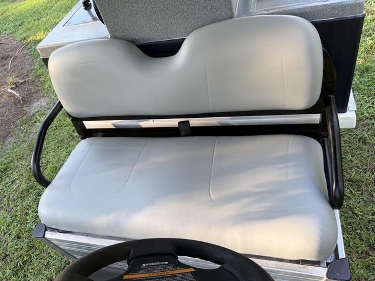 Used 2021 Club Car Carryall 502 Electric 48V
