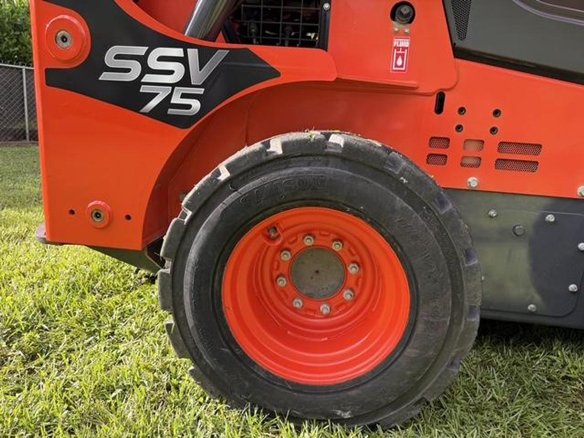 Used 2017 Kubota SSV75