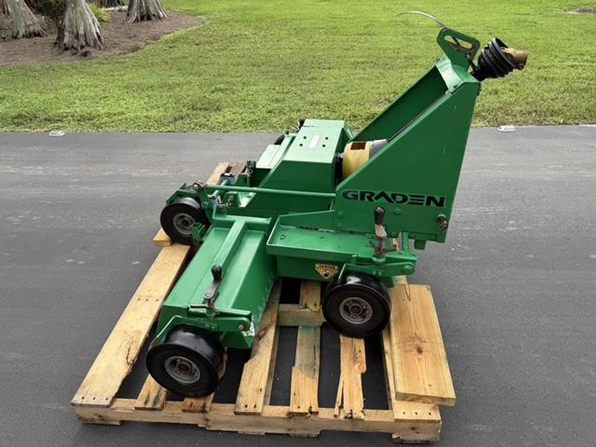 Used 2009 Graden Swing Wing SW04