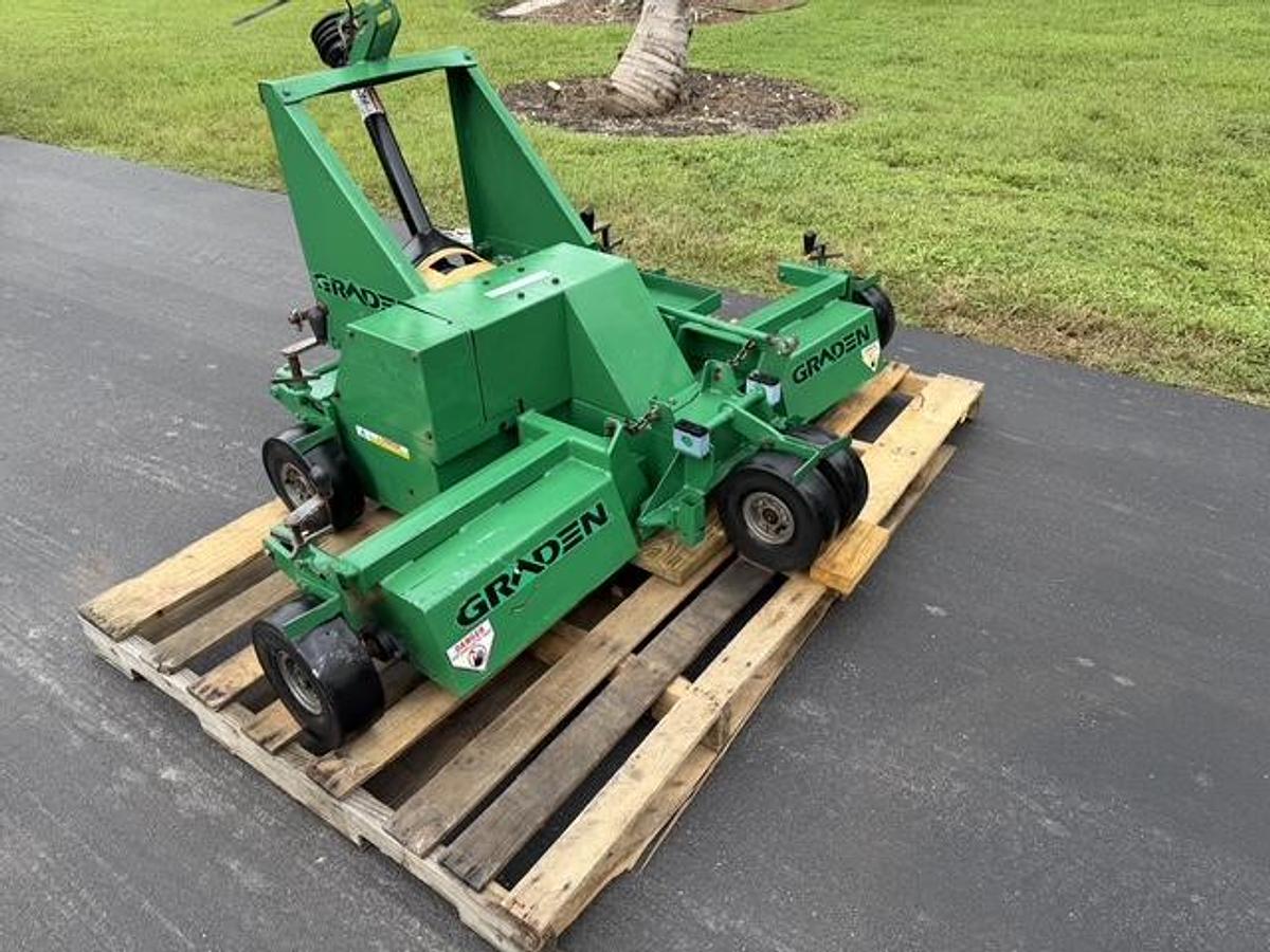 Used 2009 Graden Swing Wing SW04