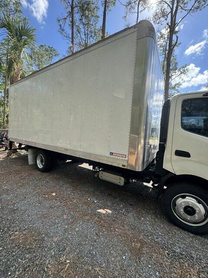 Used 2015 HINO with Truck Body