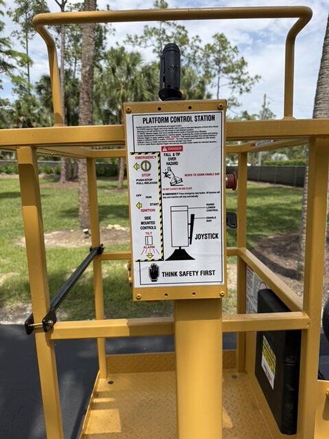 Used Polecat Model 266 Towable Boom Lift