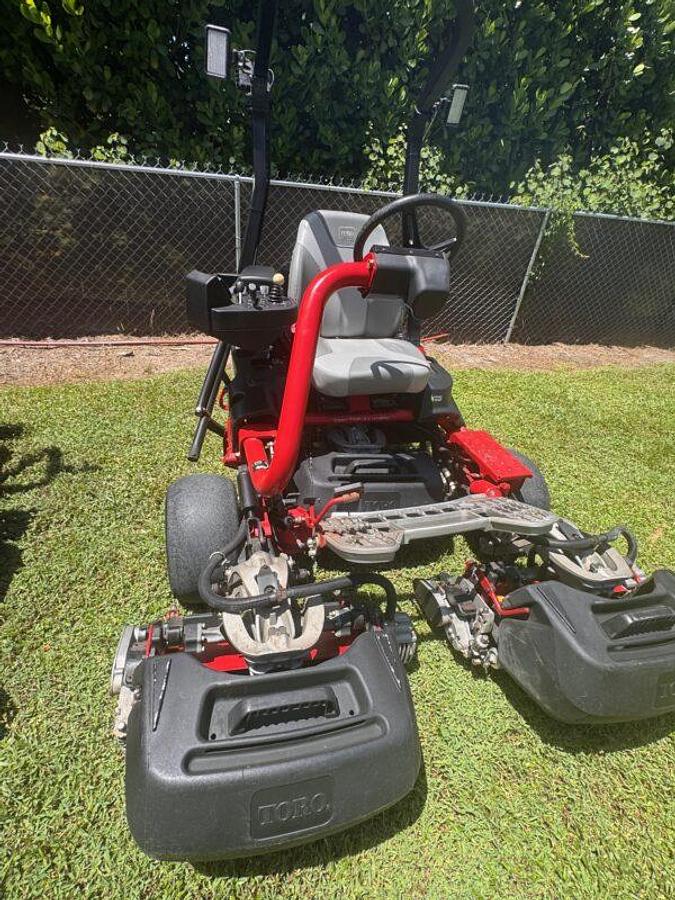 Used 2021 Greensmaster TriFlex 3320 Hybrid Greens Mower