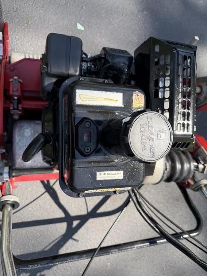Used 2010 Toro Greensmaster 1600