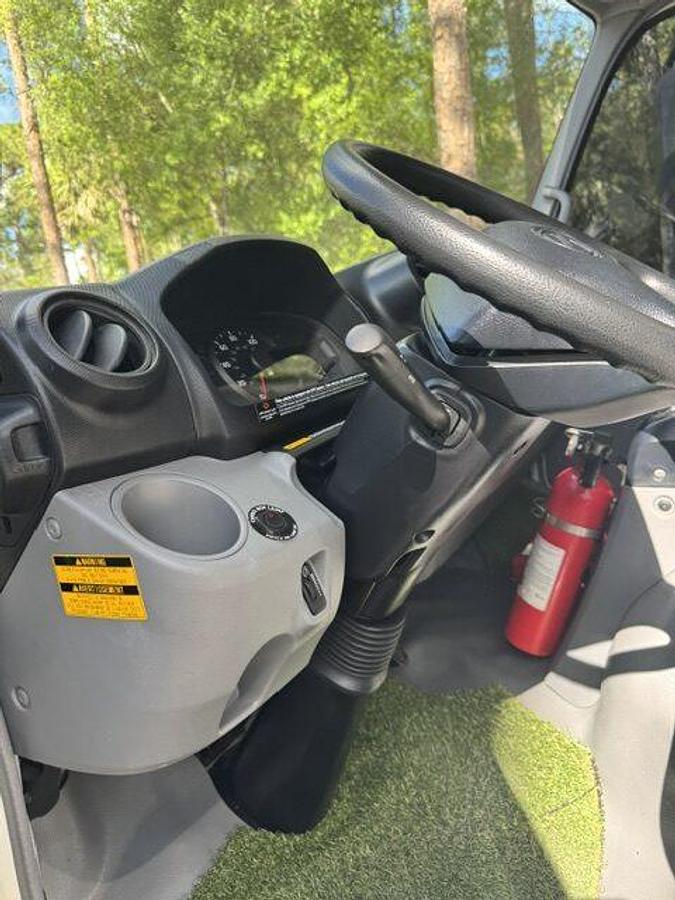 Used 2015 HINO with Truck Body
