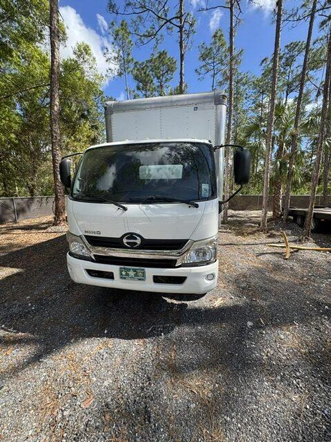 Used 2015 HINO with Truck Body