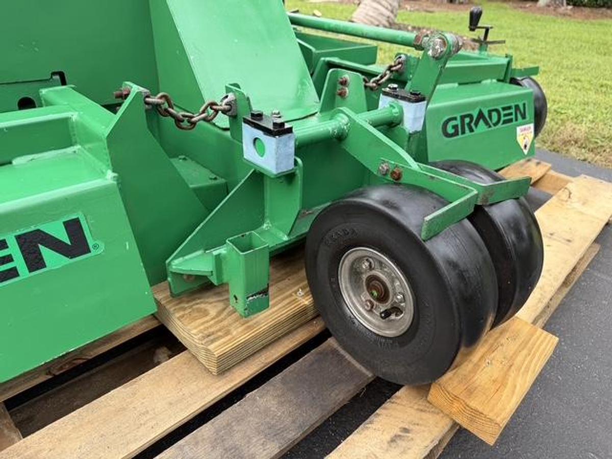 Used 2009 Graden Swing Wing SW04