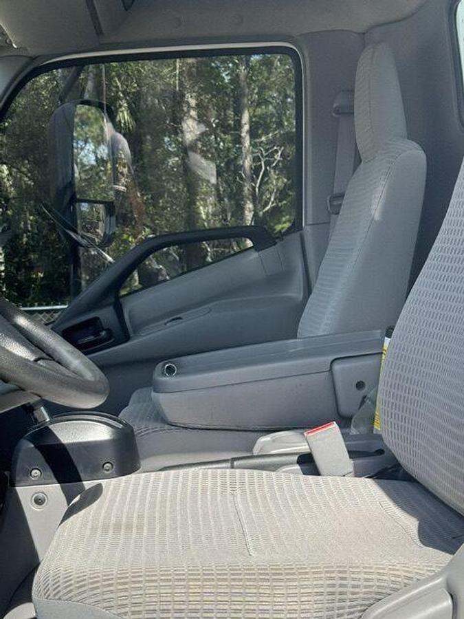 Used 2015 HINO with Truck Body