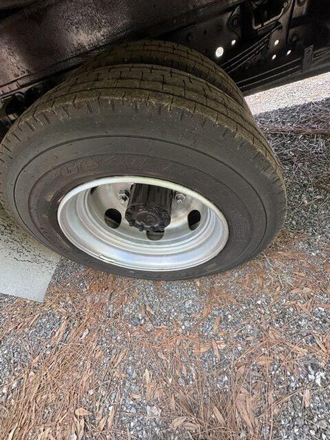 Used 2015 HINO with Truck Body