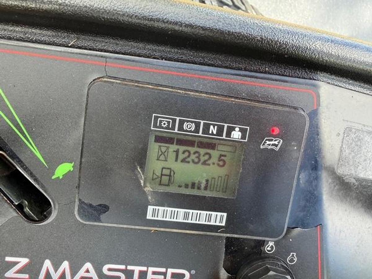 Used 2018 Toro Z Master 5000 Series 60″ Deck