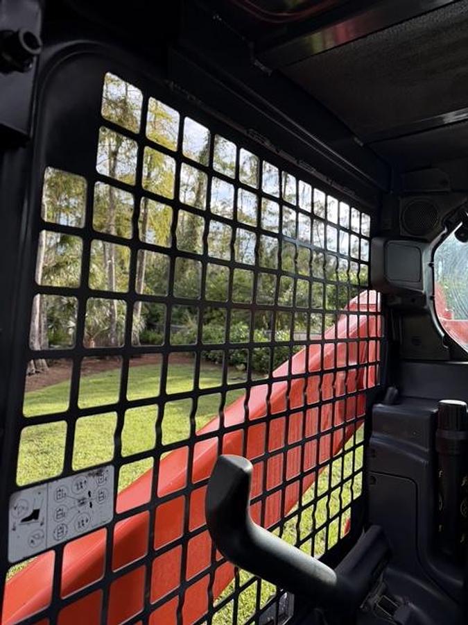 Used 2017 Kubota SSV75