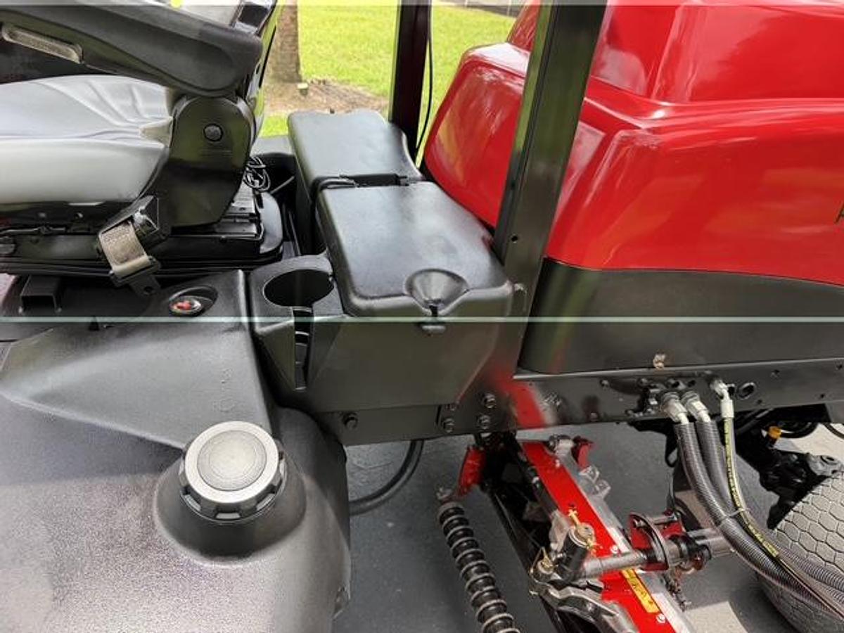 Used 2016 Toro Reelmaster 7000D Model 03780