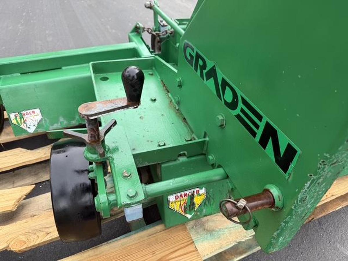 Used 2009 Graden Swing Wing SW04