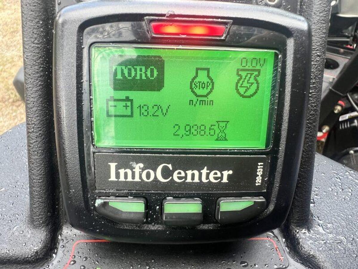 Used 2021 Greensmaster TriFlex 3320 Hybrid Greens Mower